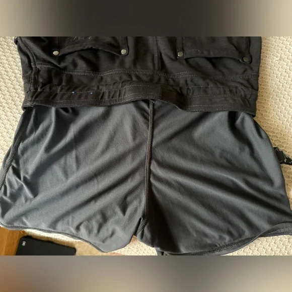 Kuhl Women's Mova Skort in charcoal heather, S, MSRP $70 - Picture 11 of 16